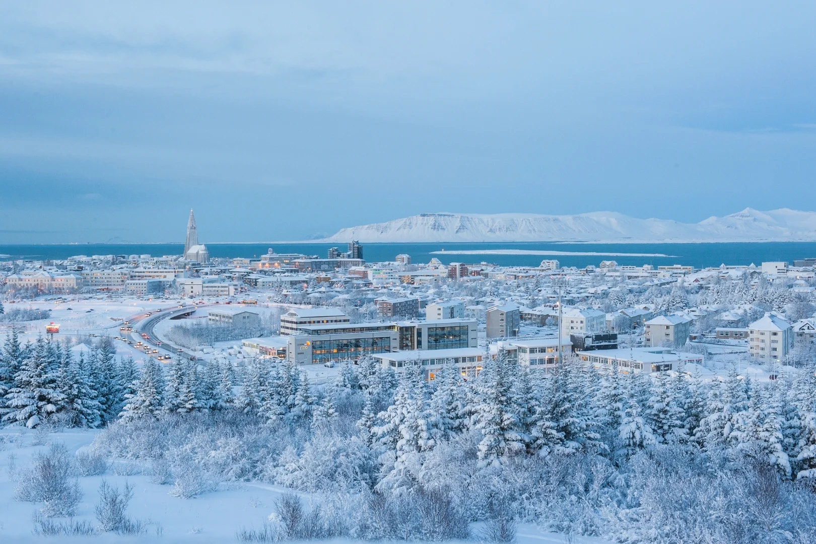 La neige sur des maisons